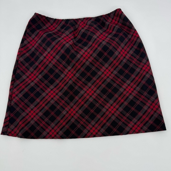 Lavendar Dresses & Skirts - Red & Black Plaid Mini Skirt – Women’s Small